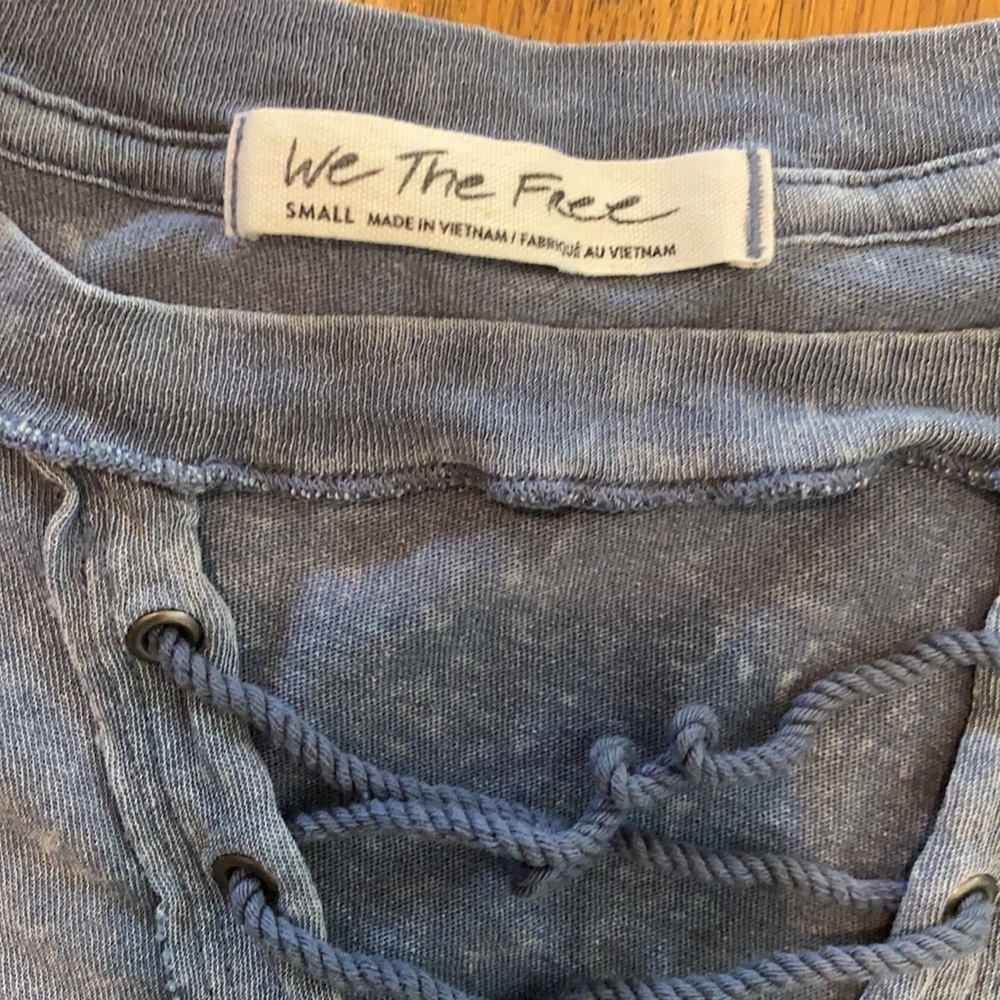 We The Free Women's Blue Azalea T-Shirt Short Sleeve Tee Lace Up Neck Size Small - Picture 5 of 13